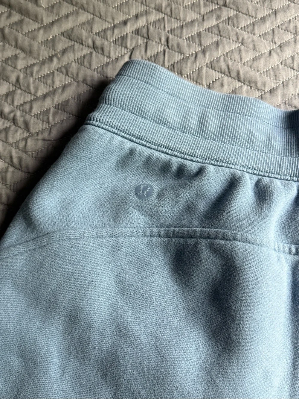 Lululemon Scuba High-Rise Shorts 5”